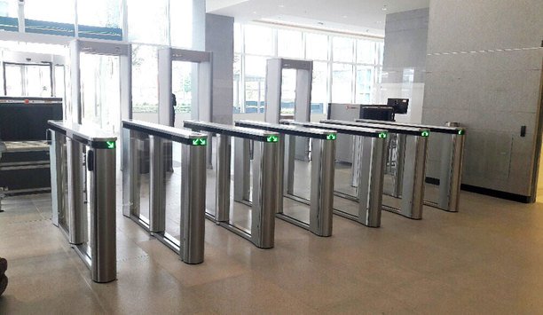 55-65 Persons/Min Gym Access Control Fastlane Turnstiles IP54 3